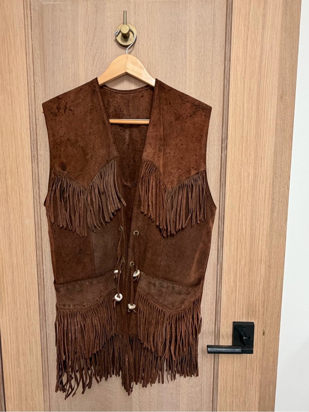 Vintage 1970s Brown Suede Fringe Vest • Western Bohemian Hippie